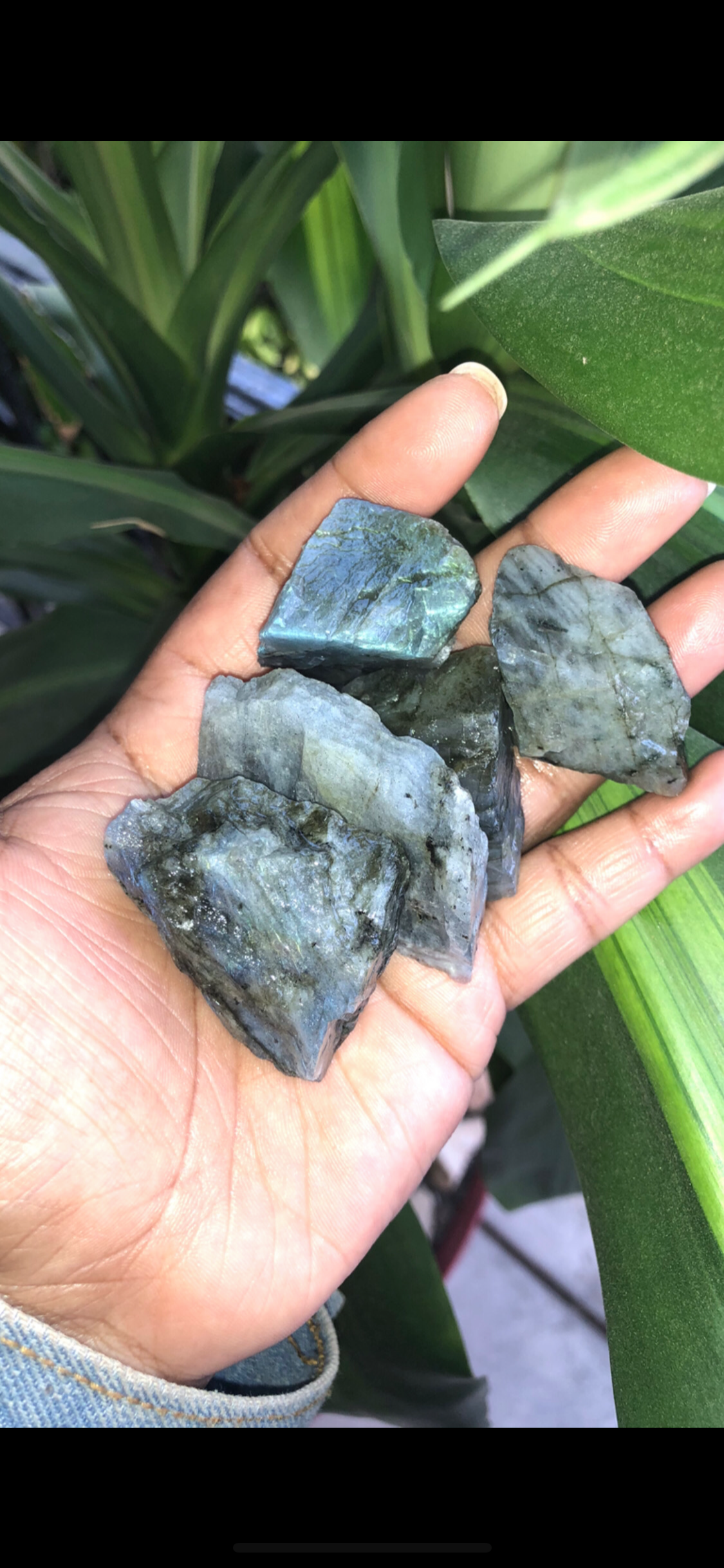Raw labradorite